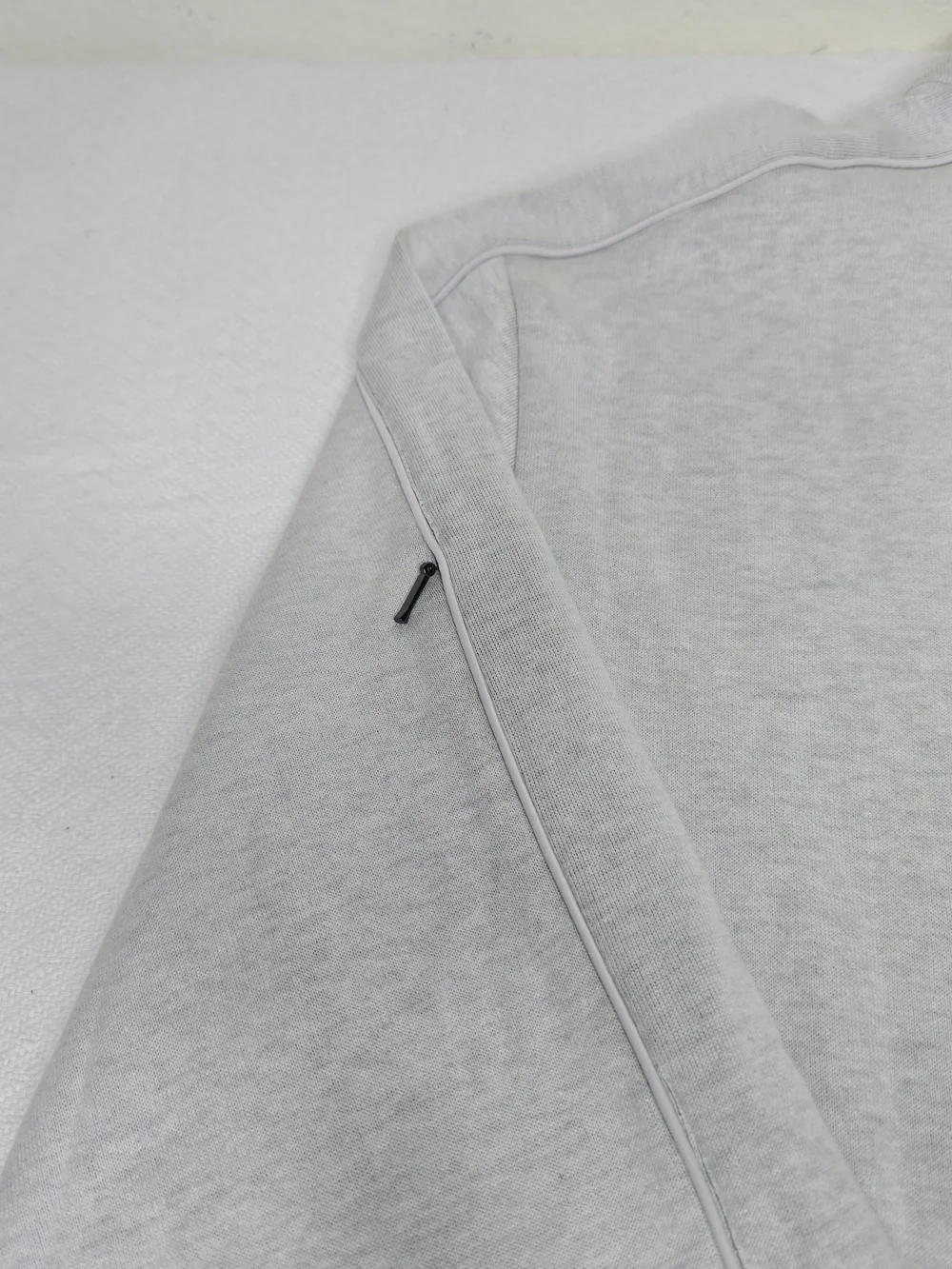 Bugatchi Men's Quarter Zip Pullover Sweater Gray Size L NWT